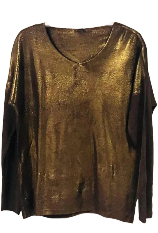Stunning Fashion Women's Light Weight Sweater In Gold Foil