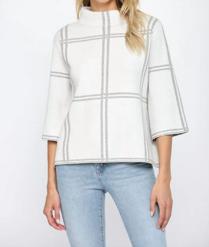 All-Day Comfort Checker Sweater In White/grey