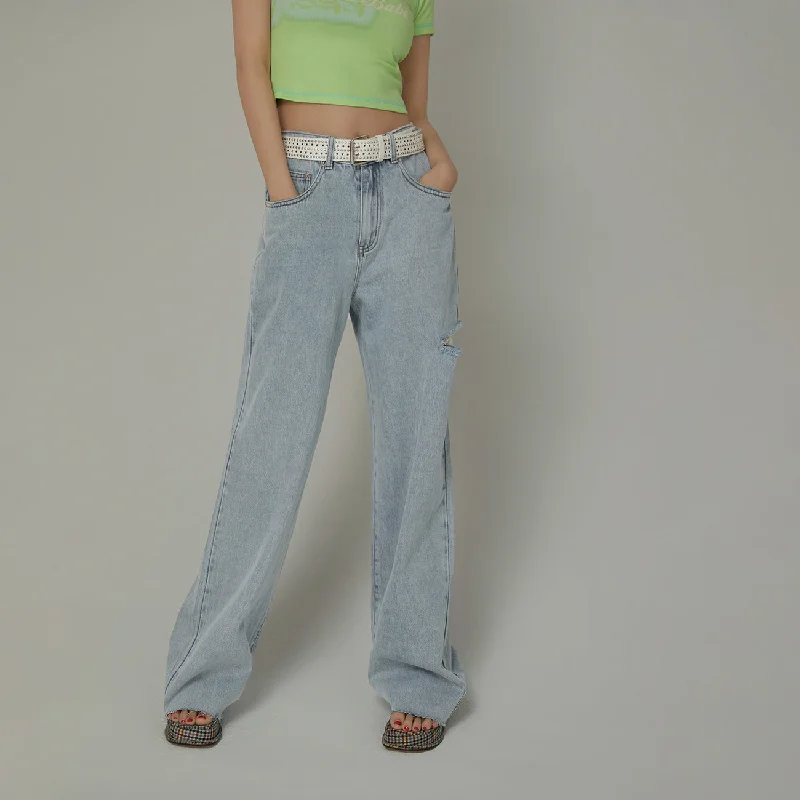 Layered Style Distressed Straight Denim Light Wash Jeans