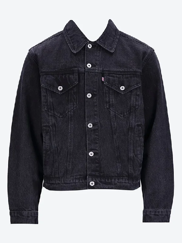 Versatile Itinerary Running dog denim jacket