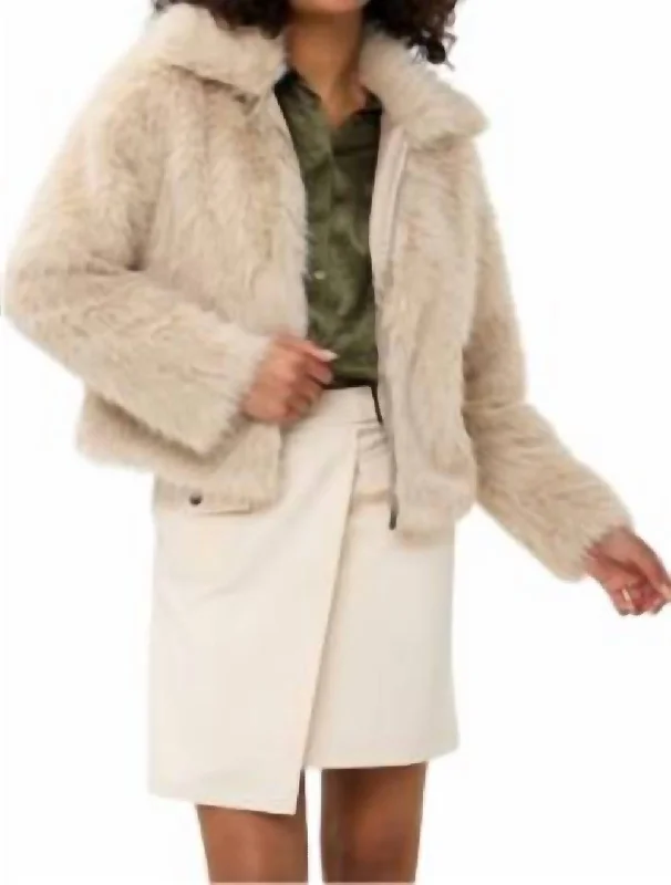 Simple And Comfortable Short Faux Jacket In Tan
