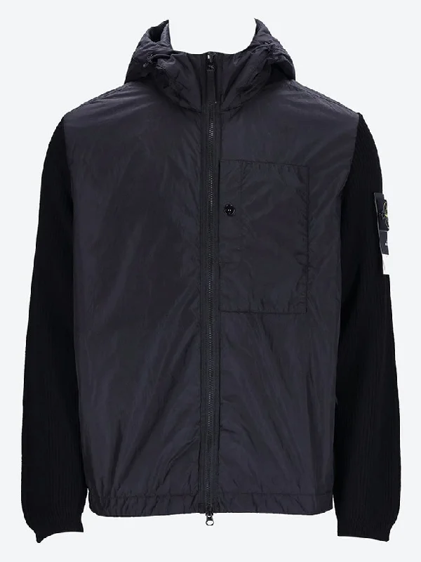 Noble And Elegant Garment dyed with primaloft and  knit jacket