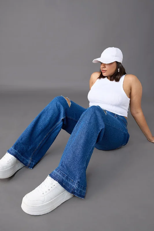 Relaxed Fashion Classic Throwback Distressed Bootcut Curve Jeans