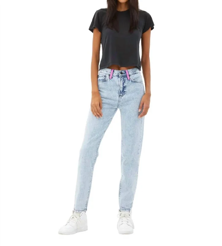 Fashionable Comfort Pink Loop Straight Jean In Medium Wash