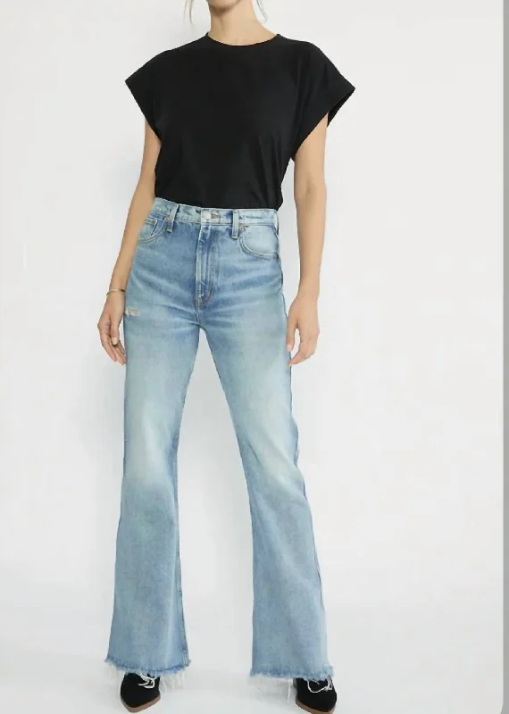 Classic Series Sasha Modern Flare In Vista Point