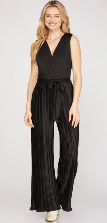 Cozy Outerwear Black Pleated Jumpsuit