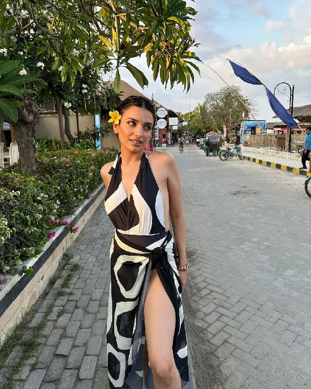 Elegant And Lazy Jerry Bikini with Sarong