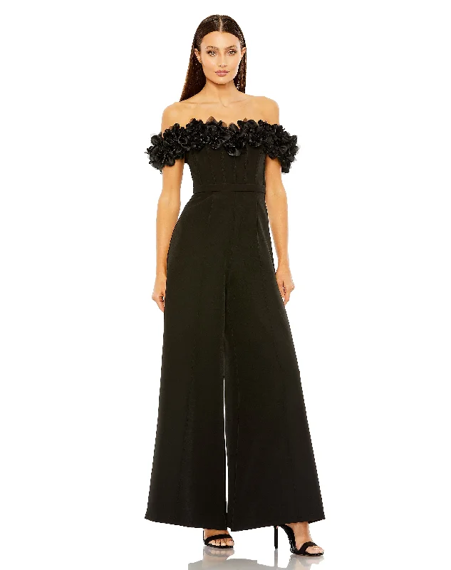 Wandering freely Mac Duggal 11763