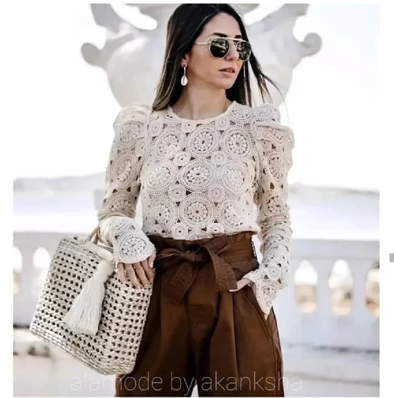 Chic Relaxation Nina Crochet Blouses