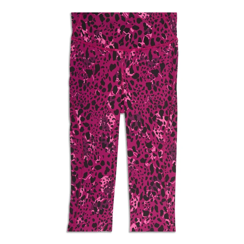 Minimal Comfort Base Pace High-Rise Crop - Resale