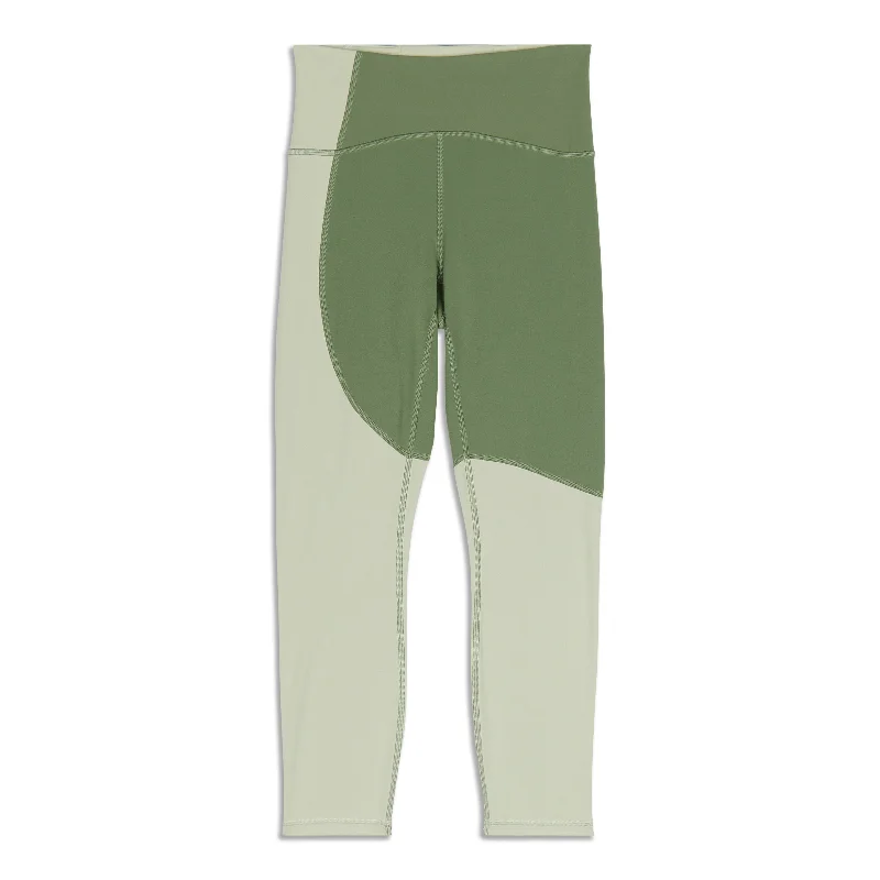 Relaxed Clothing Colour Block High-Rise Crop - Resale