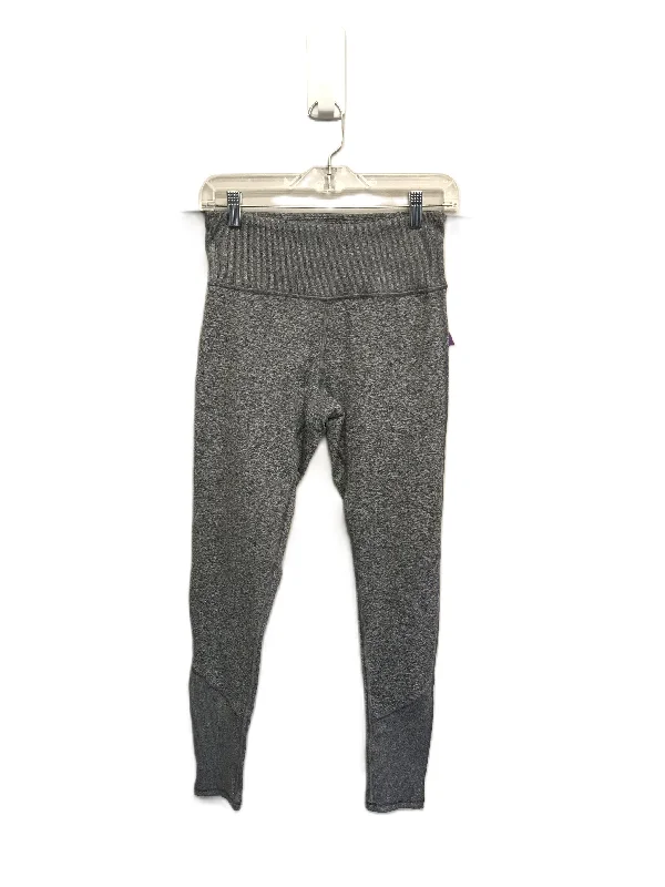 Warm Chic Grey Athletic Leggings By Zobha, Size: M