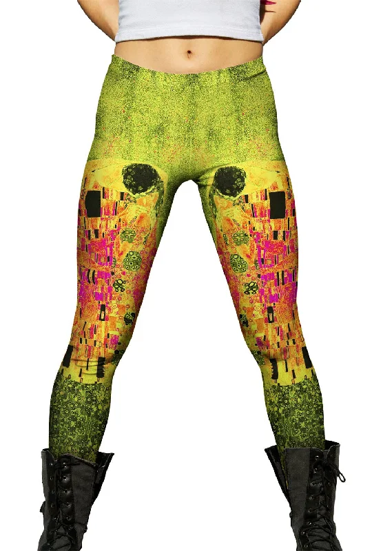 Fashion Must-have Pop Art Klimt - "The Kiss Yellow" (1907)