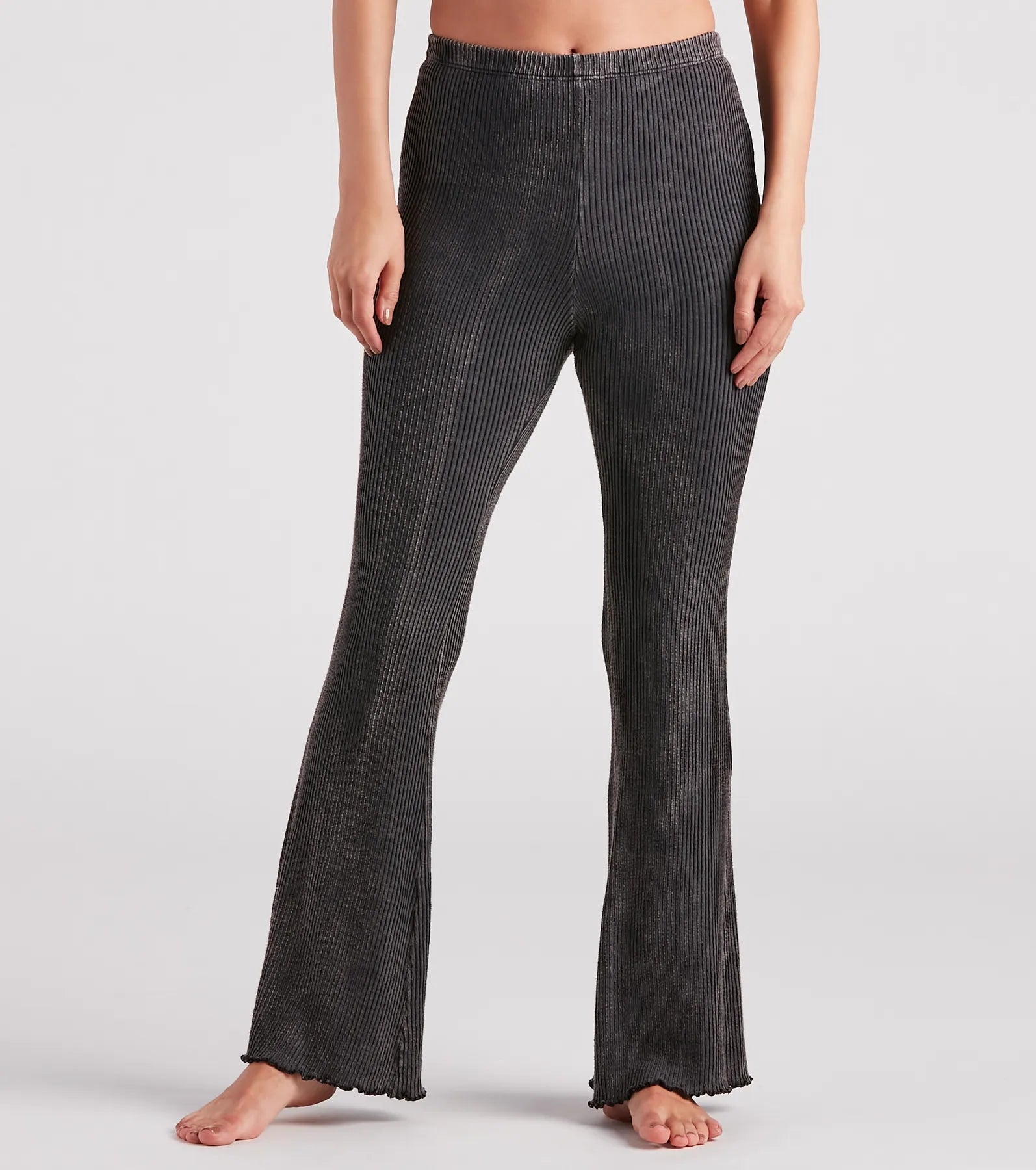 Basic Version Chill Mood Ribbed Knit Flare-Leg Pants