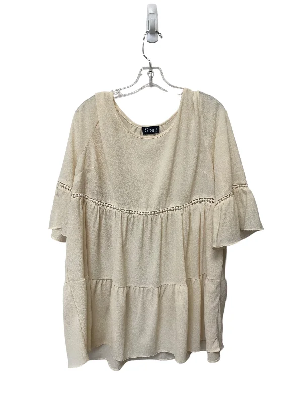 Cozy Essentials Wear Cream Top Short Sleeve Spin, Size 1x