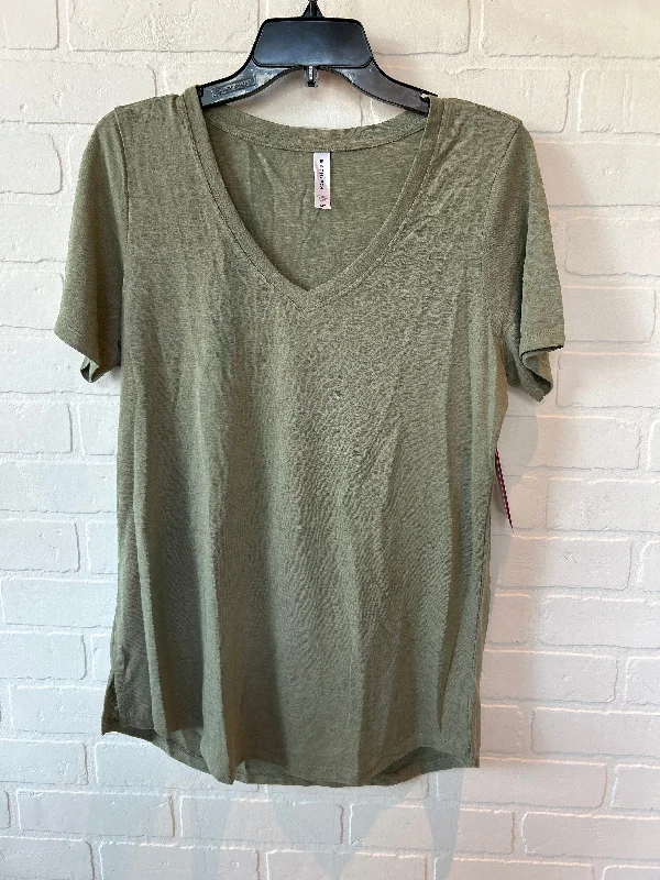 Creative Prints Green Athletic Top Short Sleeve Athleta, Size M