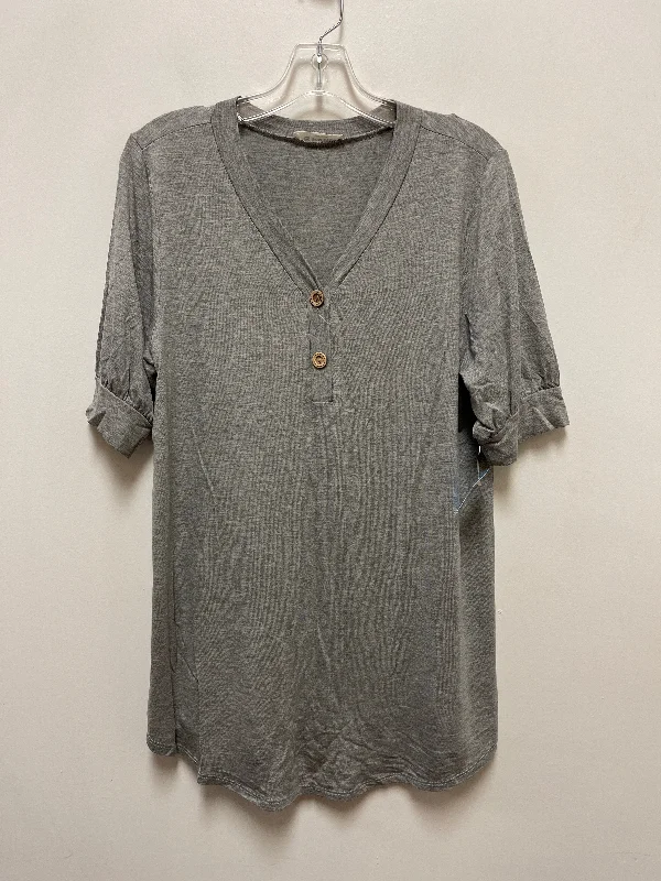 Refreshing Design Top Short Sleeve By Bombom In Grey, Size: L