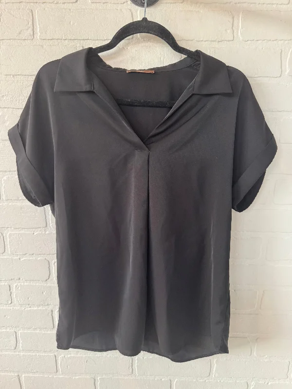 Casual Chic Top Short Sleeve By Gaharu In Black, Size: M