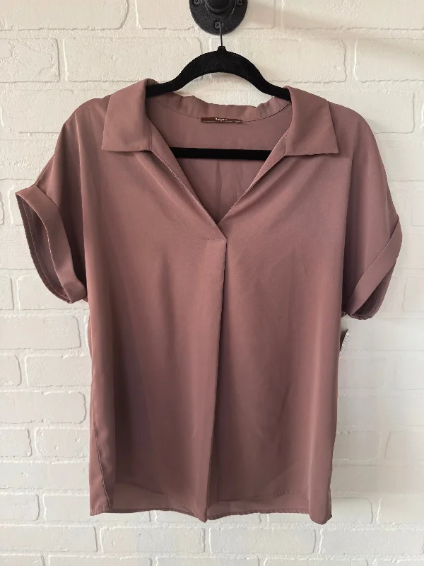 Cozy Fit Wear Top Short Sleeve By Gaiam In Brown, Size: M