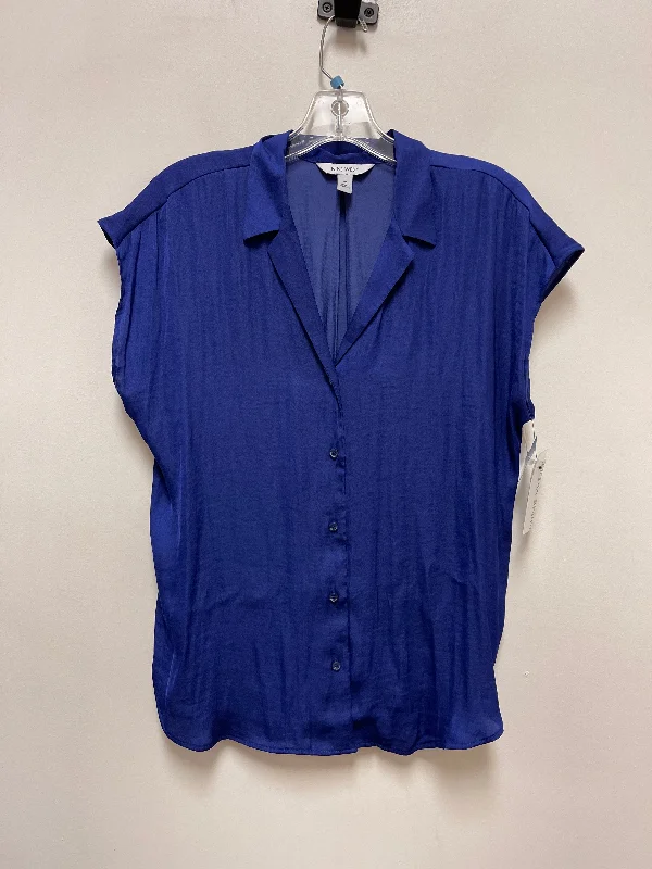 Easy-to-Wear Top Short Sleeve By Nine West In Blue, Size: M