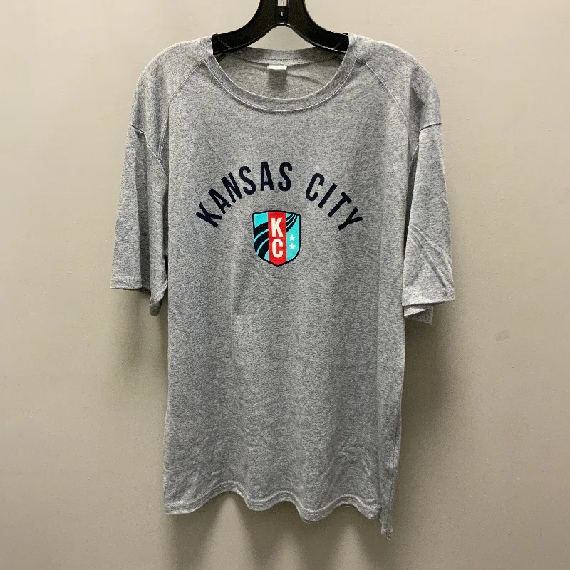 Trendy Looks Top Short Sleeve By PARAGON In Grey, Size: Xl