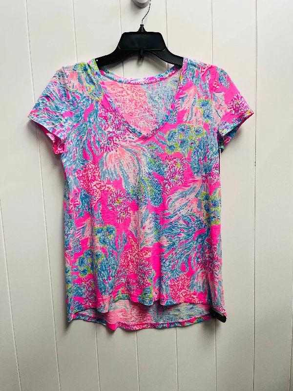 Versatile Comfort Wear Top Short Sleeve Designer By Lilly Pulitzer In Blue & Pink, Size: Xs