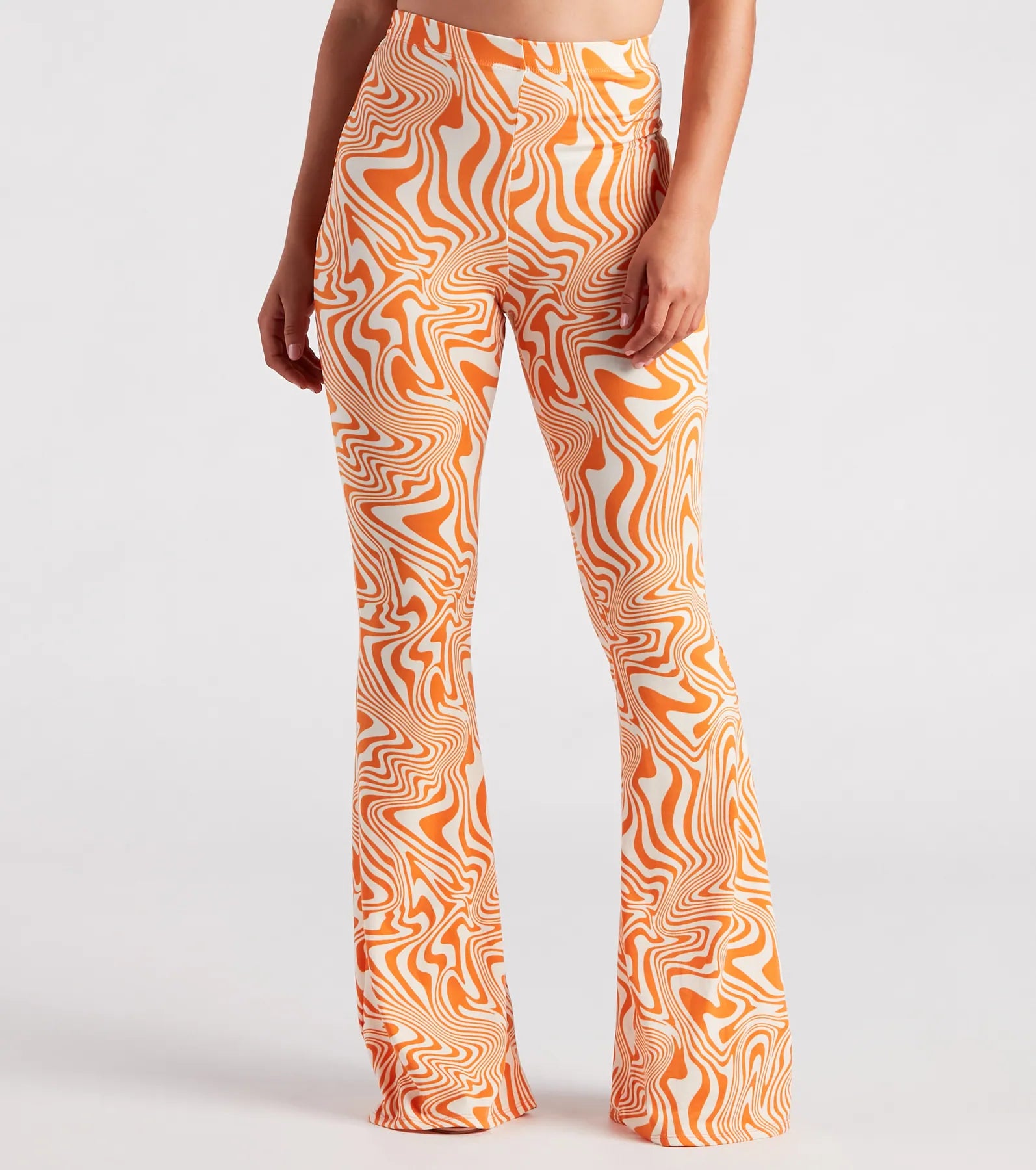 Cozy Outfit Total Jetsetter Swirl Print Flare Pants