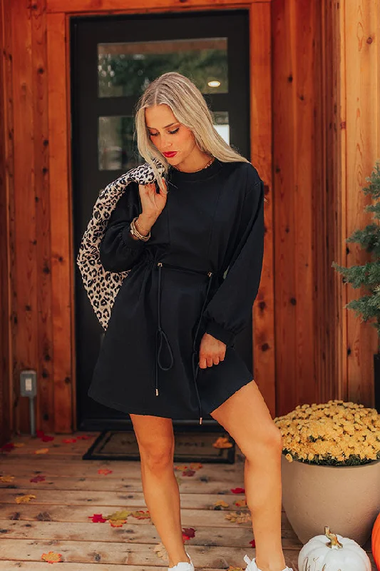 Street Fashion Latte Run Drawstring Mini Dress in Black
