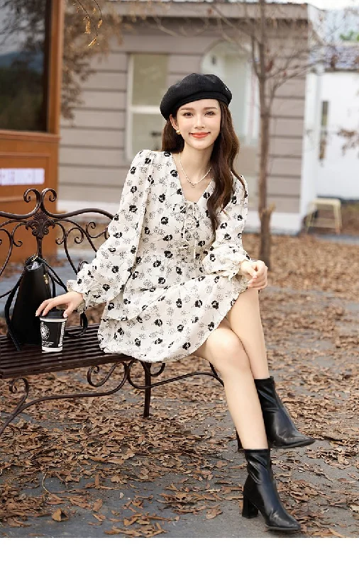 Carefree Style Black Floral Mini Dress for Women