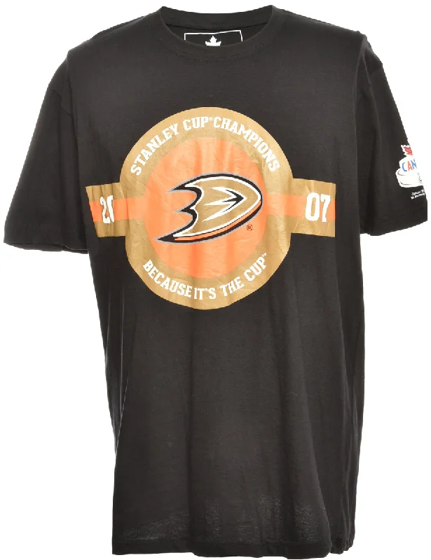 New Products NHL Black Sports T-shirt - L