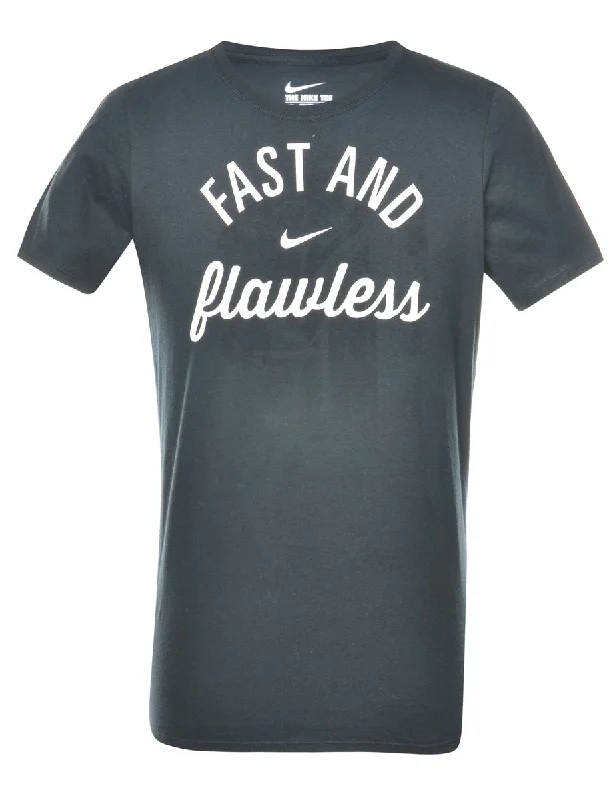 Classic And Versatile Nike Fast And Flawless Printed T-shirt - M